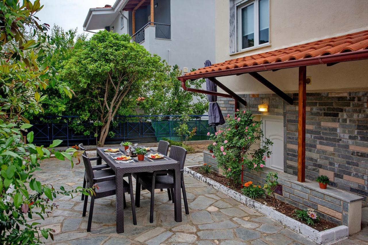 Endless Blue Sunshine Villa Palaiontsiflikion Exterior photo